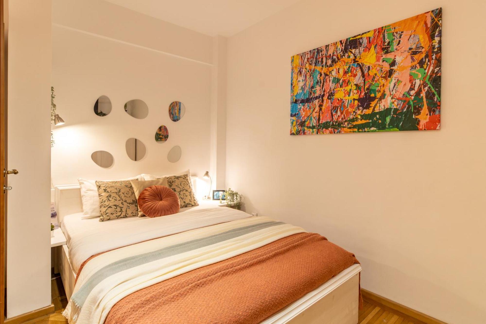 2Br Apartment At Piata Natiunilor Unite: Perfect For City Center Stays Bucarest Esterno foto