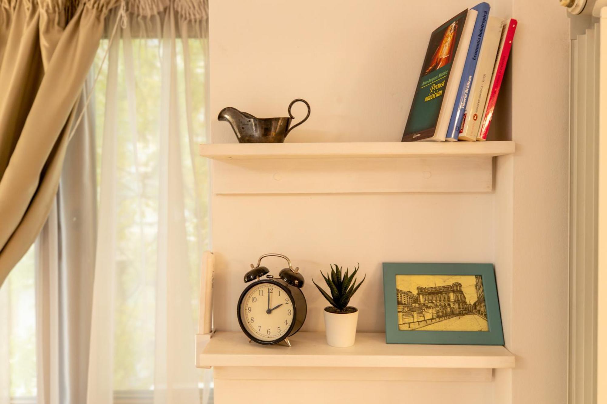 2Br Apartment At Piata Natiunilor Unite: Perfect For City Center Stays Bucarest Esterno foto