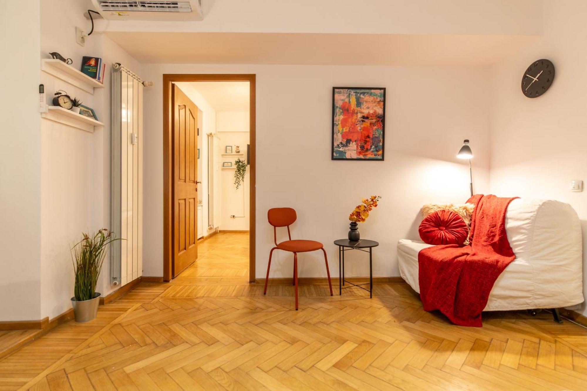 2Br Apartment At Piata Natiunilor Unite: Perfect For City Center Stays Bucarest Esterno foto